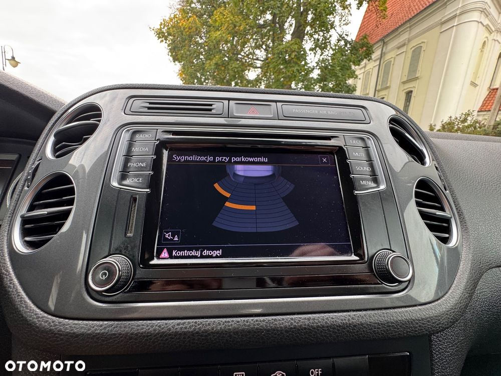 Volkswagen Tiguan - 24