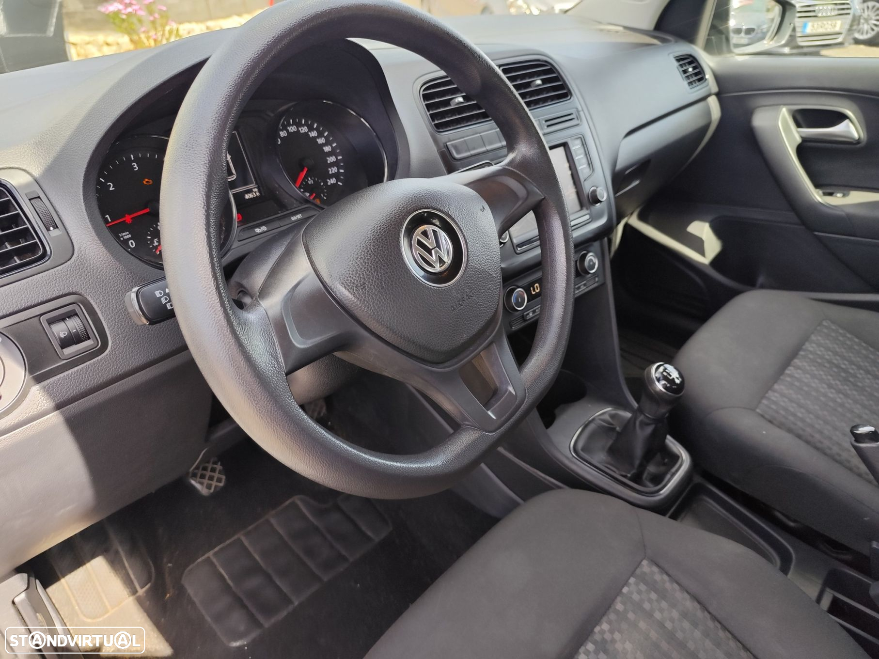 VW Polo 1.4 TDi Confortline Nav - 12