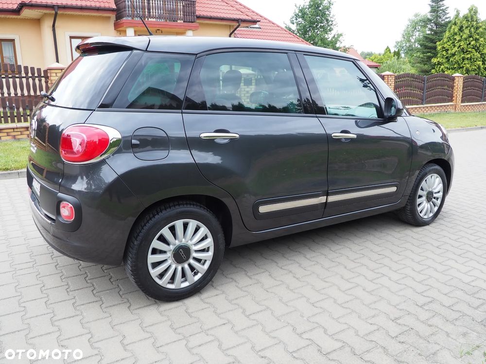 Fiat 500L 1.4 16V Urban Edition - 10