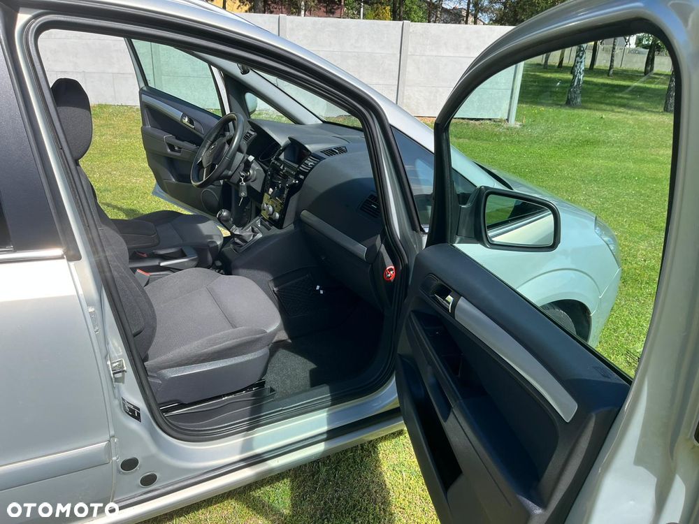 Opel Zafira 1.6 ECOFLEX Design Edition - 8