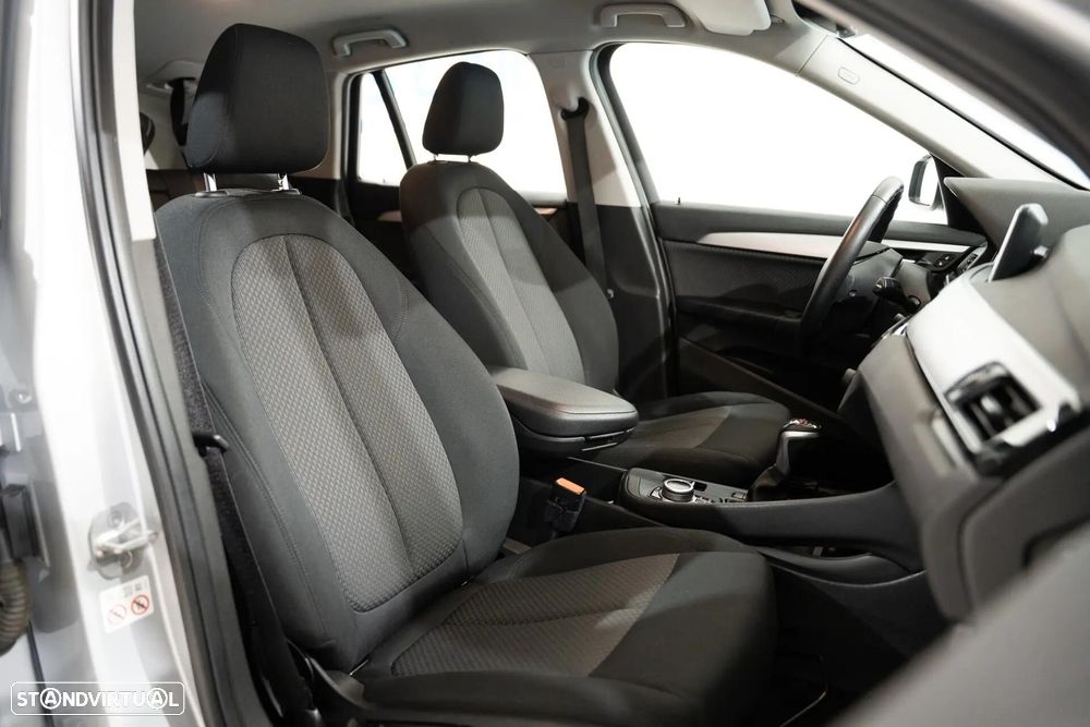 BMW X1 25 e xDrive Corporate Edition - 25