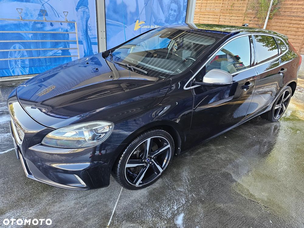 Volvo V40 D4 Drive-E R-Design Kinetic - 2