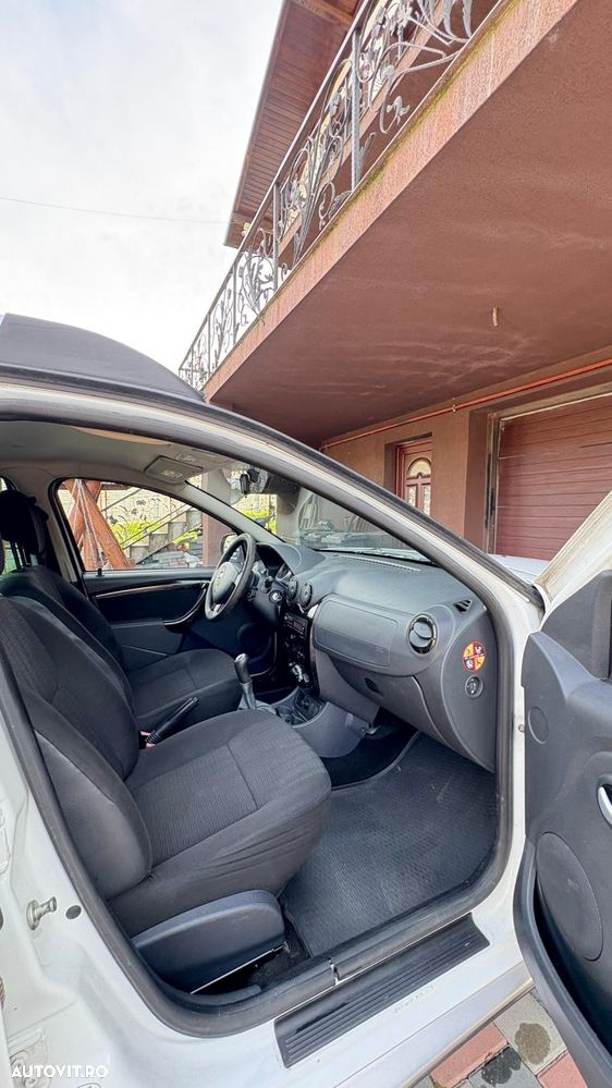 Dacia Duster 1.5 dCi 4x2 Laureate - 12