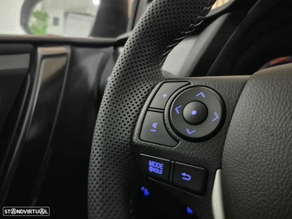Toyota Auris 1.4 D-4D Comfort+Pack Sport - 15