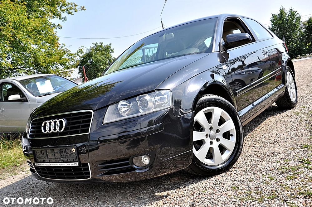 Audi A3 3-drzwiowe 1.6 Attraction - 2