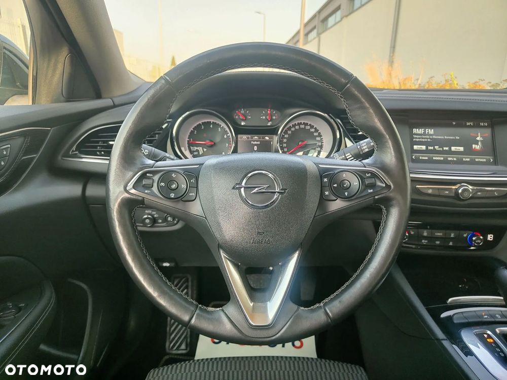 Opel Insignia 1.5 Direct InjectionTurbo Business Innovation - 17