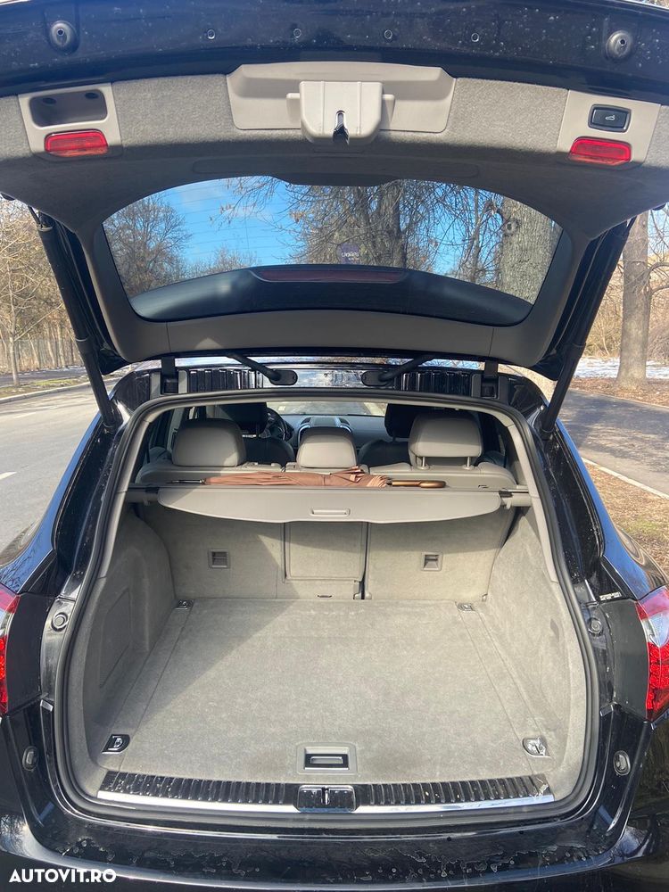 Porsche Cayenne - 8