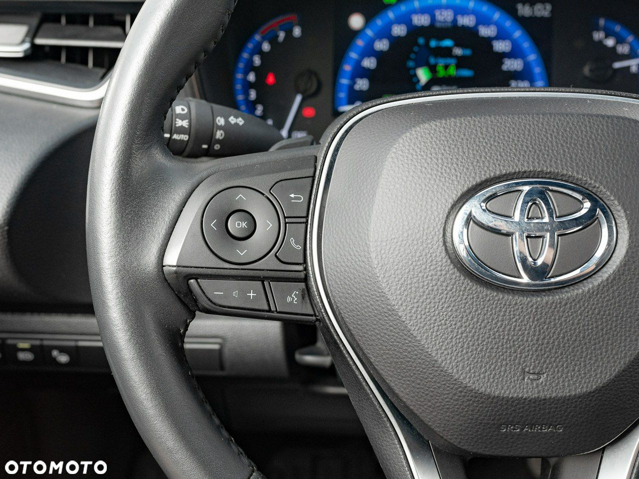 Toyota Corolla - 16