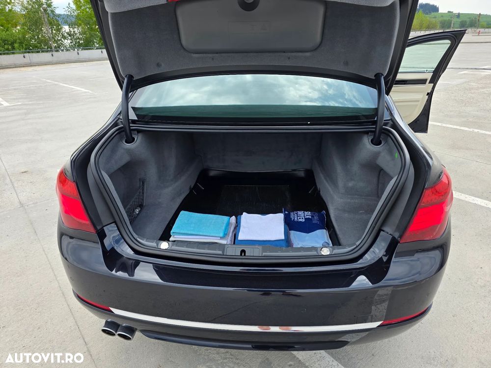 BMW Seria 7 730d - 27