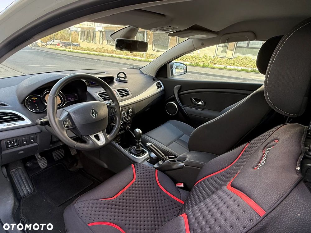 Renault Megane 1.5 dCi Dynamique - 10