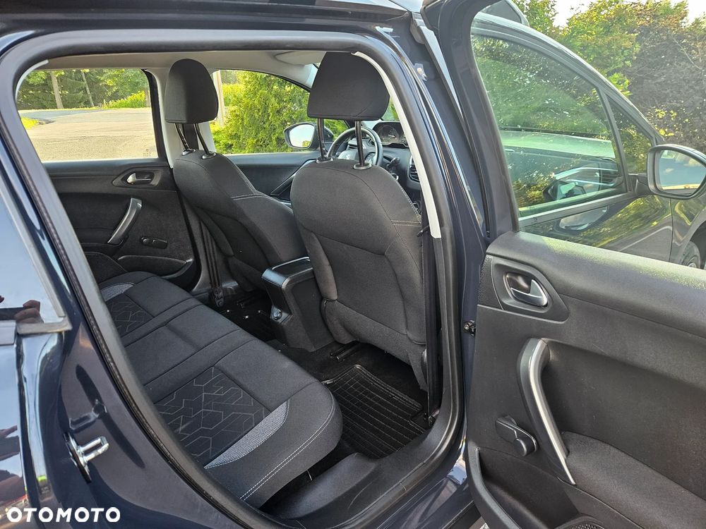 Peugeot 2008 PureTech 82 Style - 35