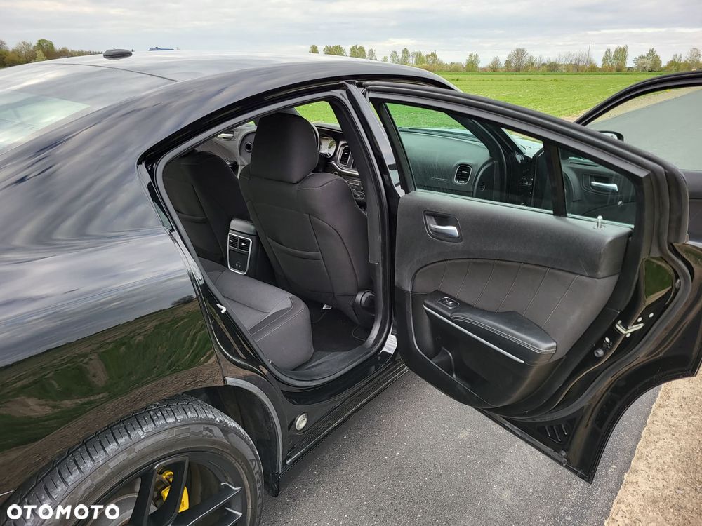 Dodge Charger 3.6 GT - 30