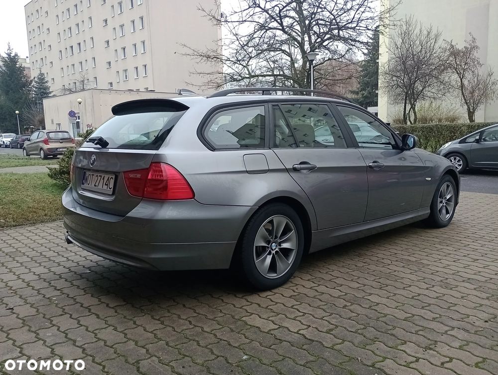 BMW Seria 3 318d DPF - 5