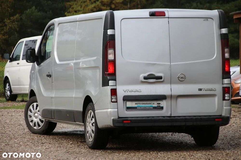 Opel VIVARO - 9