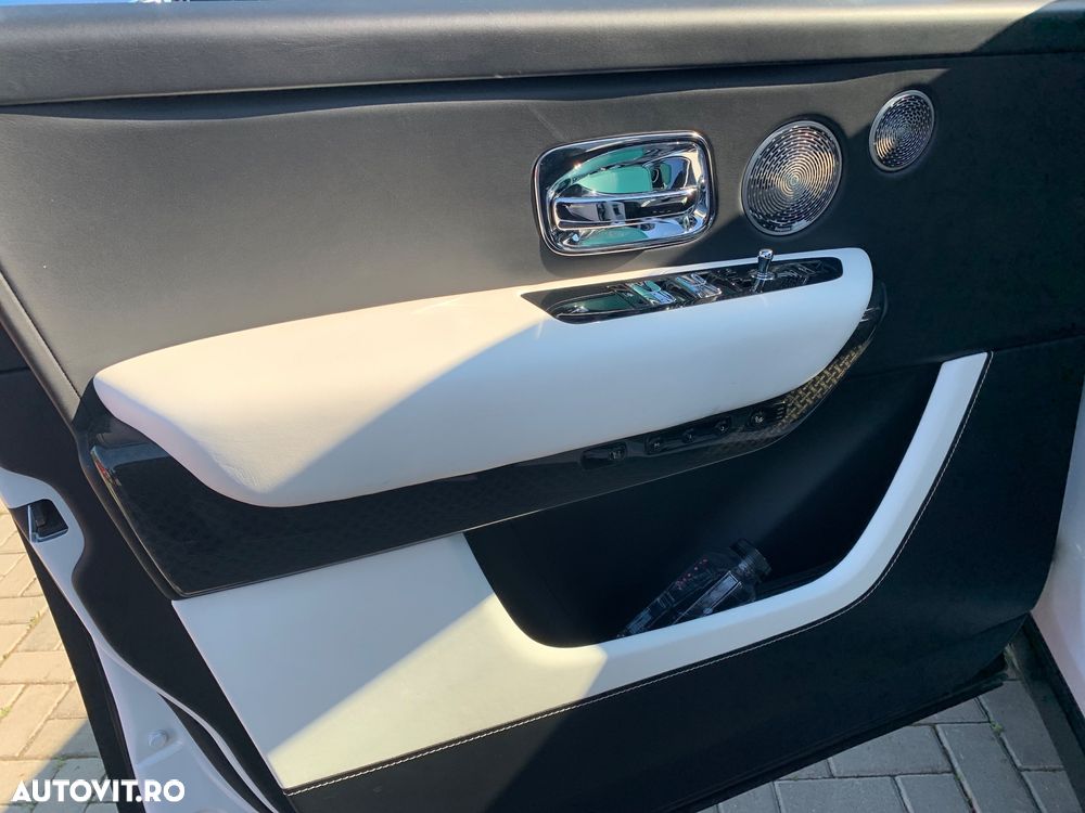 Rolls-Royce Cullinan - 18