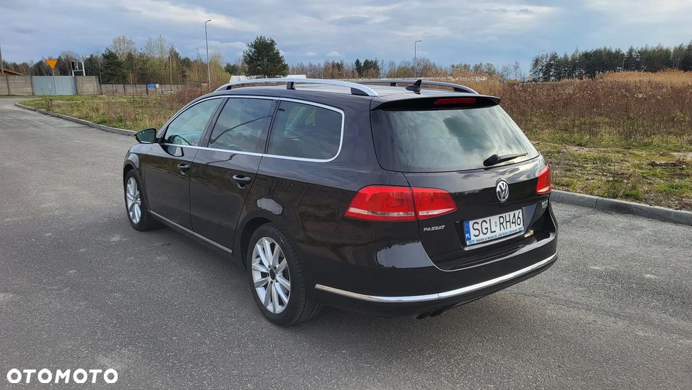 Volkswagen Passat 2.0 TDI DPF Highline - 4