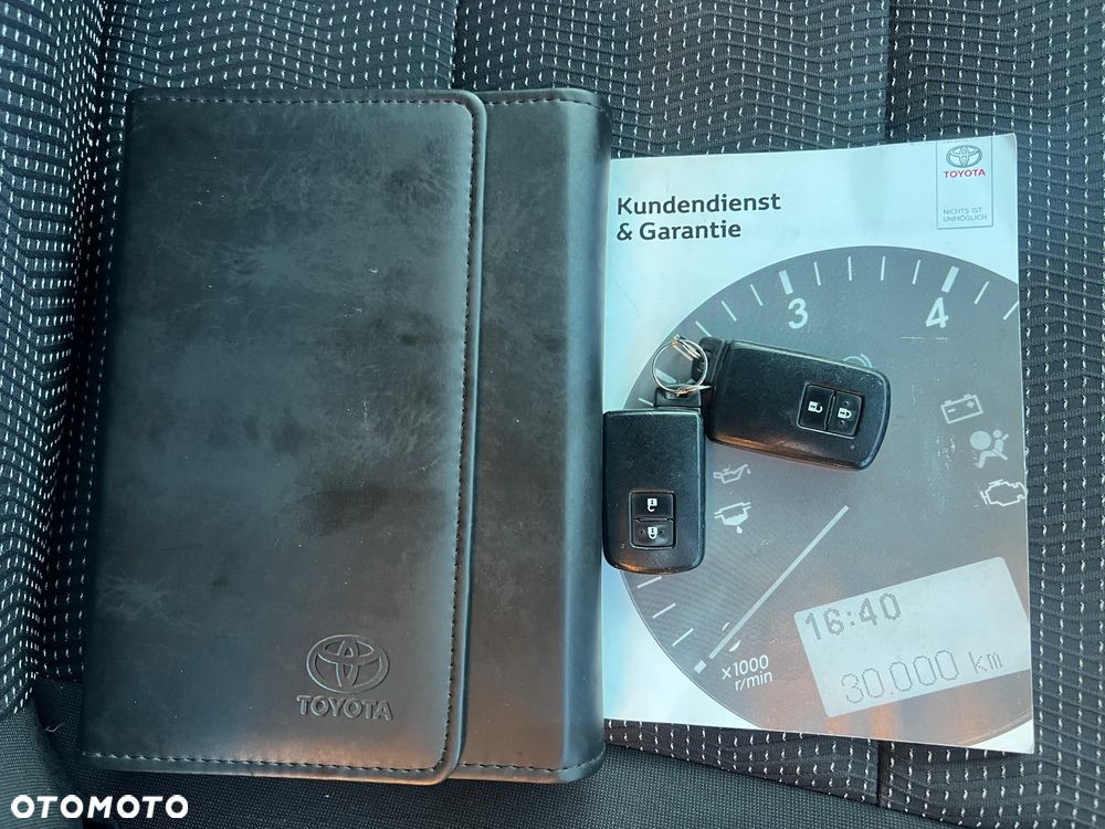 Toyota Auris - 29
