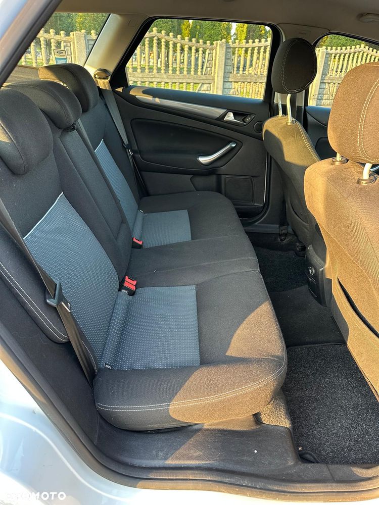 Ford Mondeo 2.0 TDCi Gold X - 13