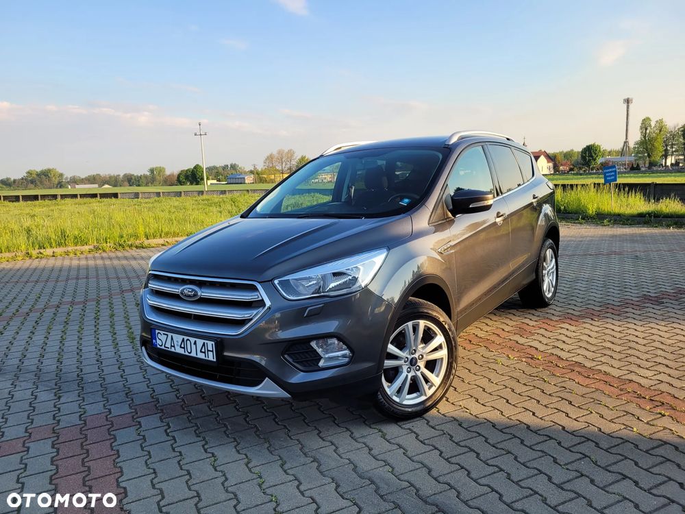 Ford Kuga - 36