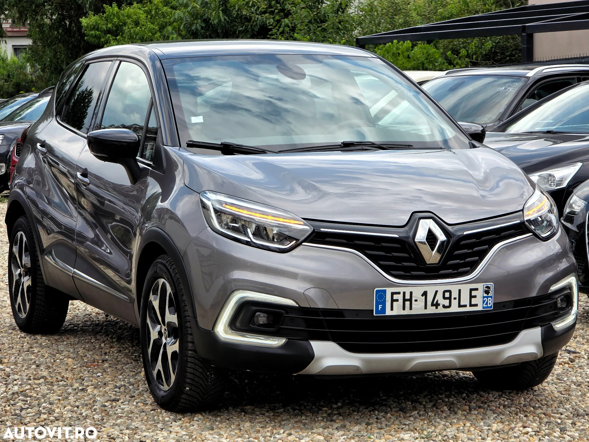 Renault Captur TCe 130 GPF INTENS - 3