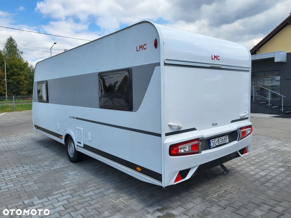 LMC Style 530 E - Łóżka wzdłużne + salon podkowa - 5