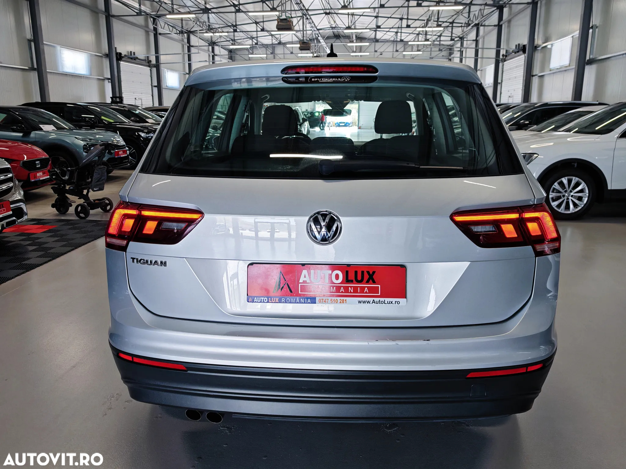 Volkswagen Tiguan - 6