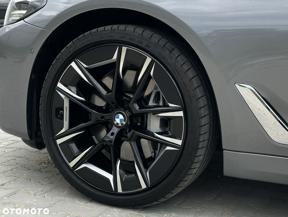 BMW Seria 5 530d xDrive mHEV Luxury Line - 16
