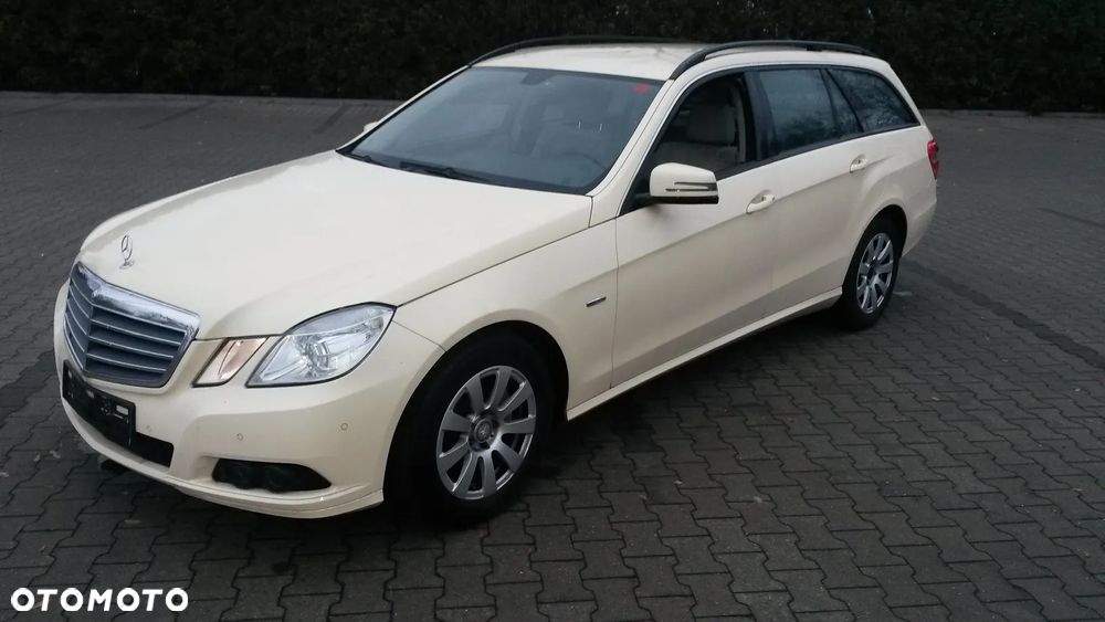 Mercedes-Benz Klasa E 200 T CDI 7G-TRONIC Elegance