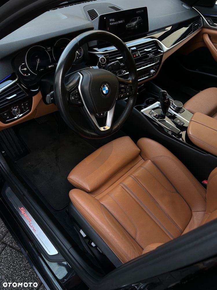 BMW Seria 5 520d xDrive Sport Line - 9