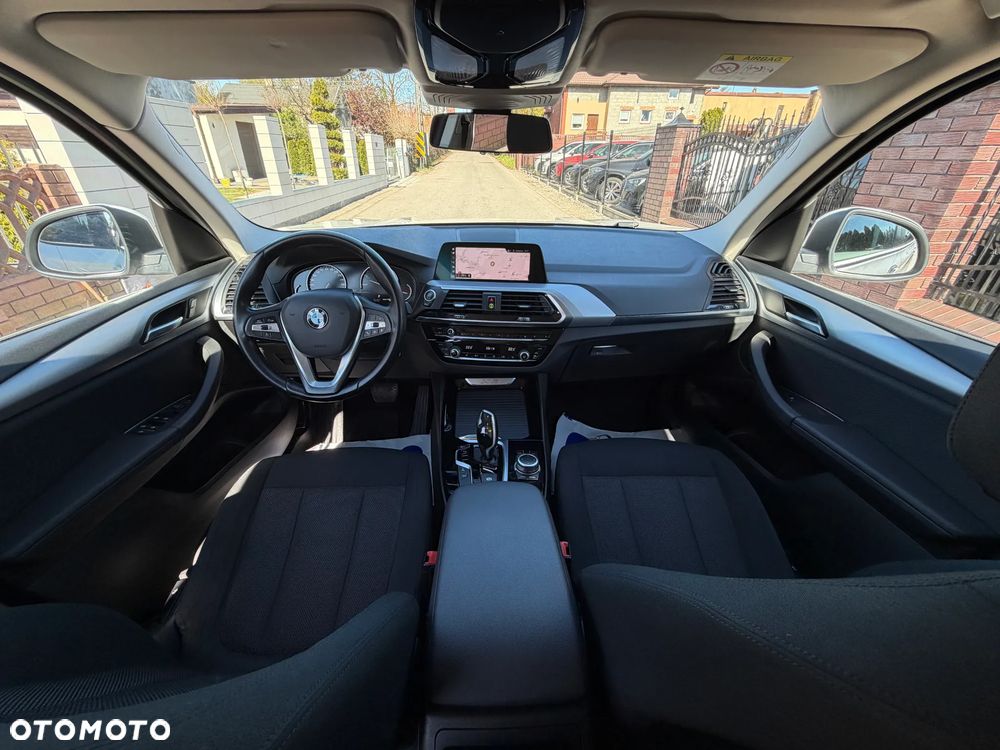 BMW X3 xDrive20i GPF Advantage - 7