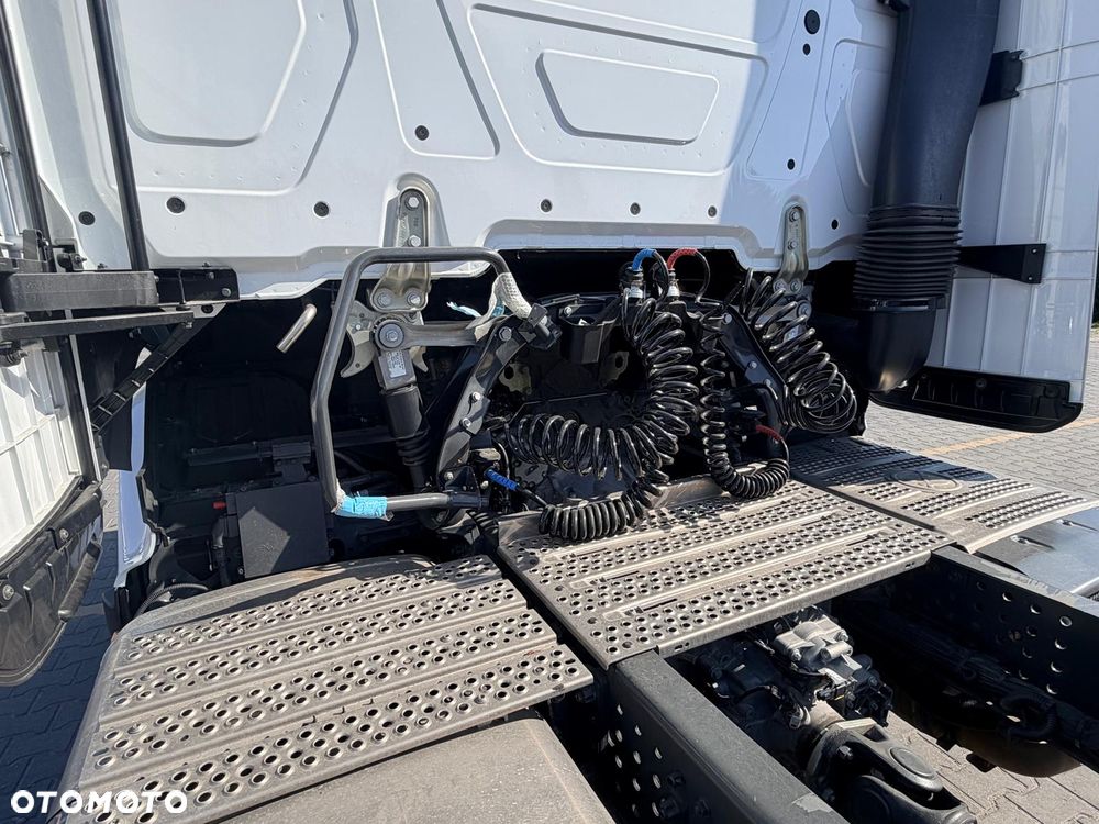 Mercedes-Benz Actros 1845 - 16