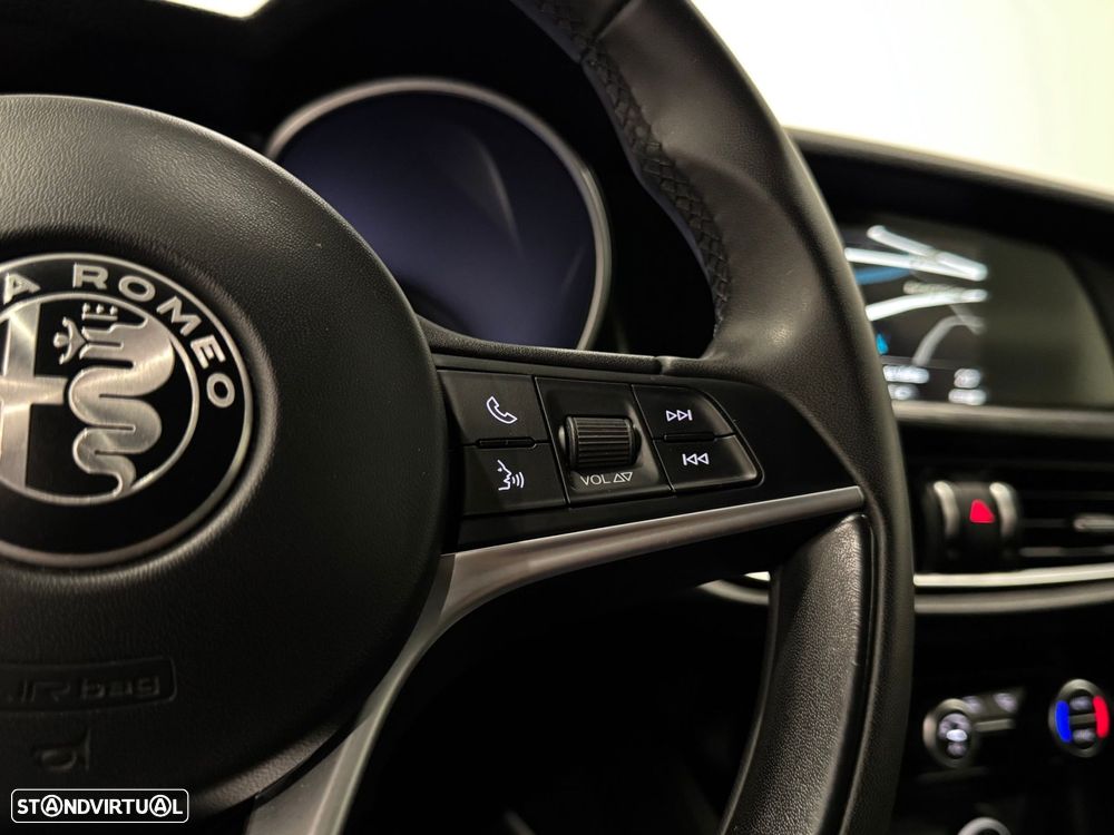 Alfa Romeo Stelvio 2.2 D Super AT8 - 51
