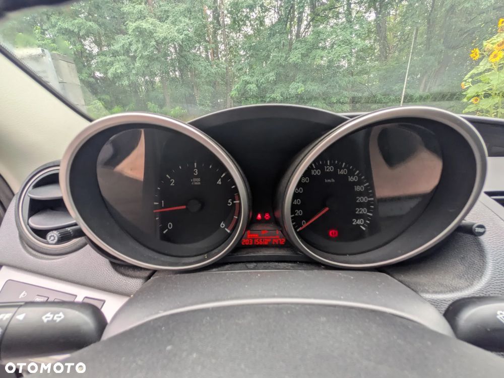 Mazda 3 - 25