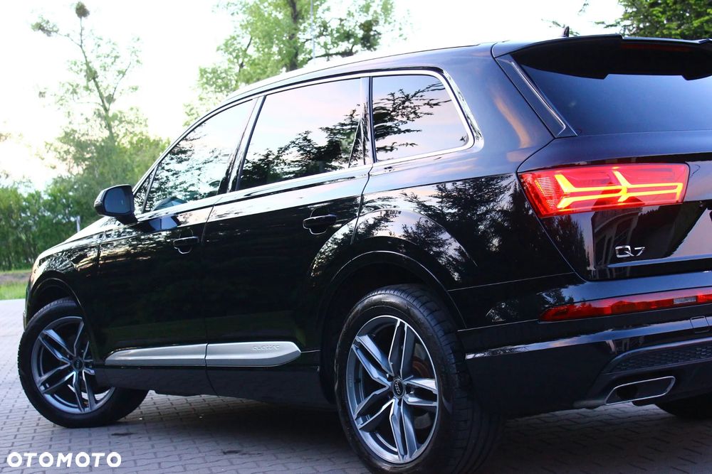 Audi Q7 - 7