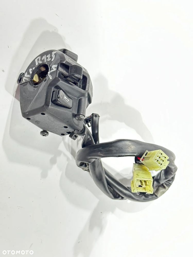 Przełącznik lewy  Yamaha R125 YZF 16-20R - 4