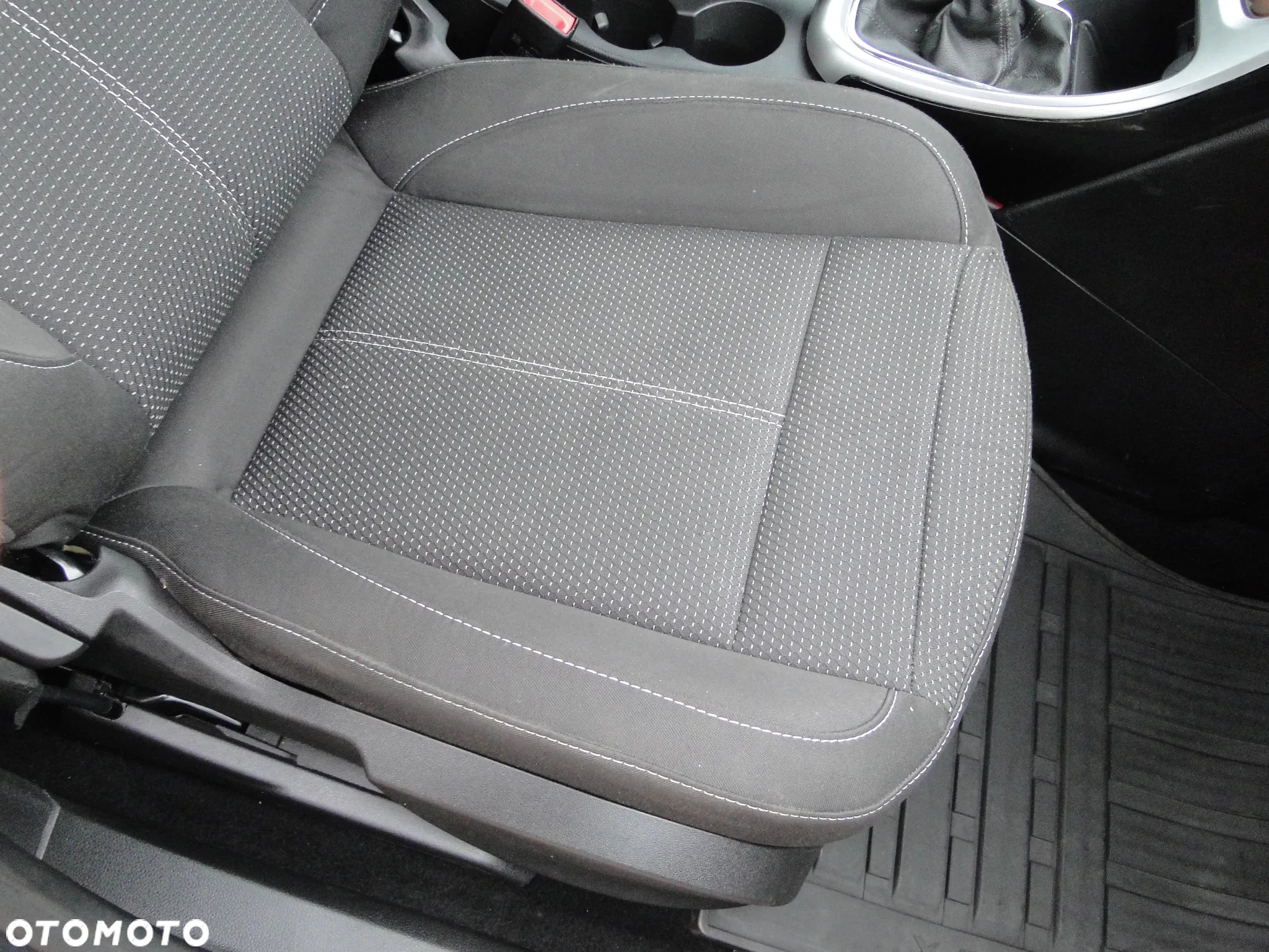 Opel Astra IV 1.7 CDTI Cosmo - 36