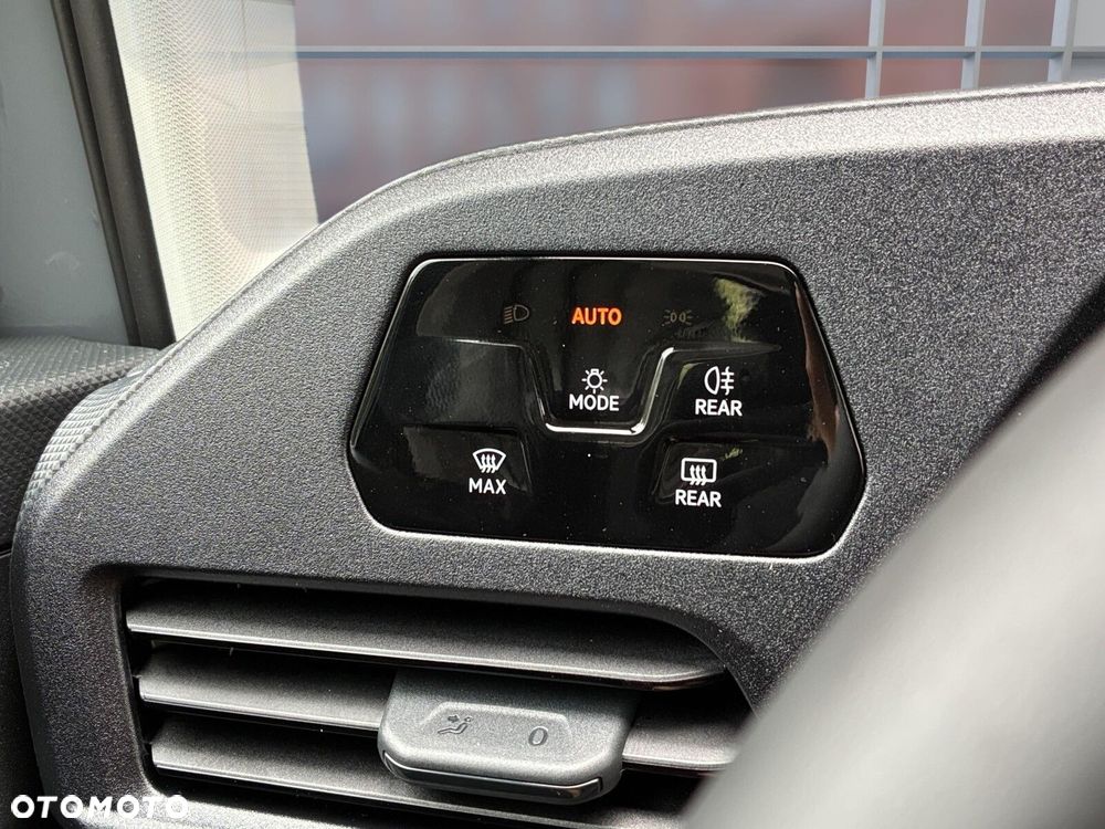 Volkswagen Caddy Maxi 2.0 TDI - 30
