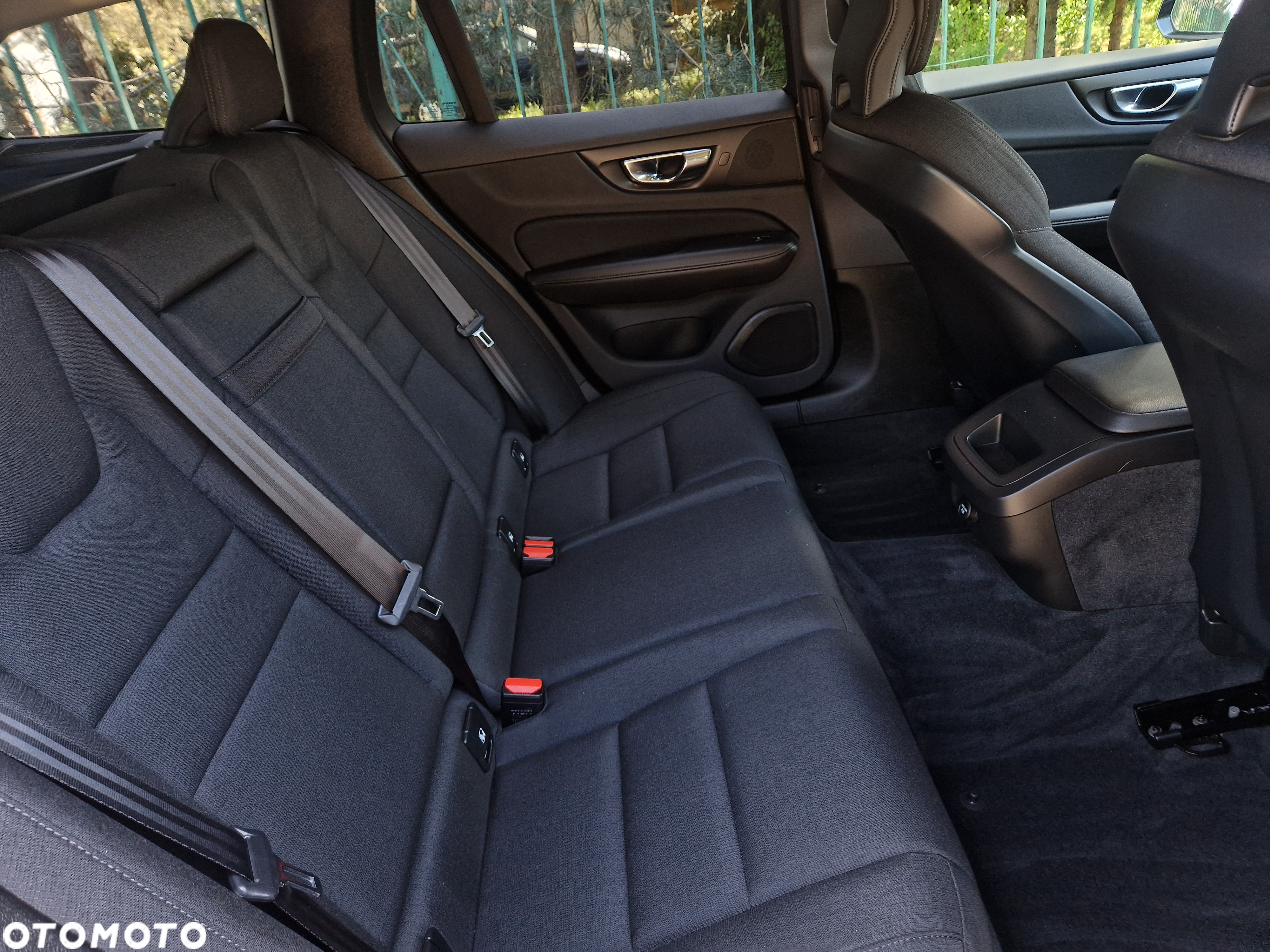 Volvo V60 B4 B Geartronic Momentum - 27