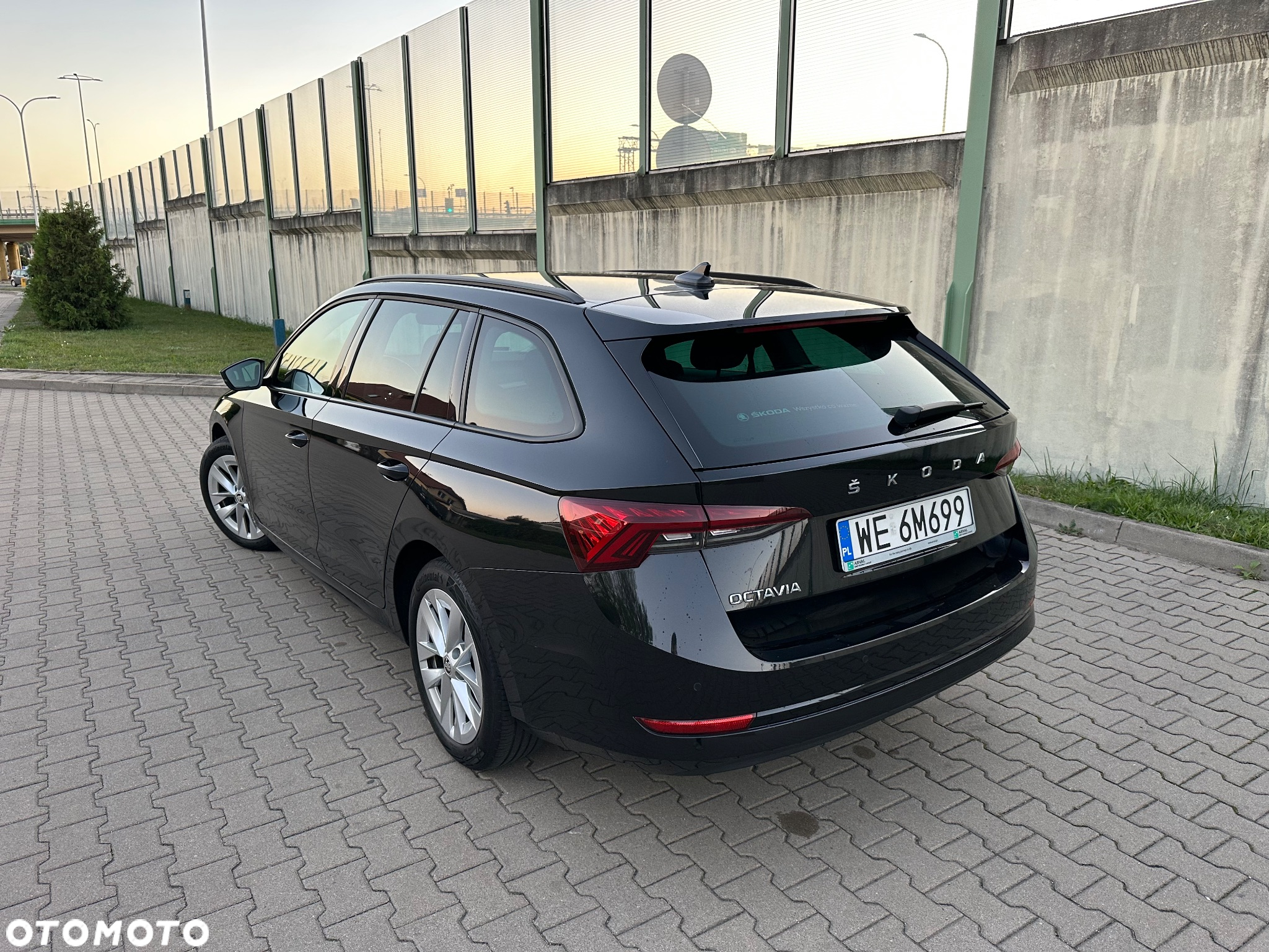 Skoda Octavia 2.0 TDI Ambition DSG - 9