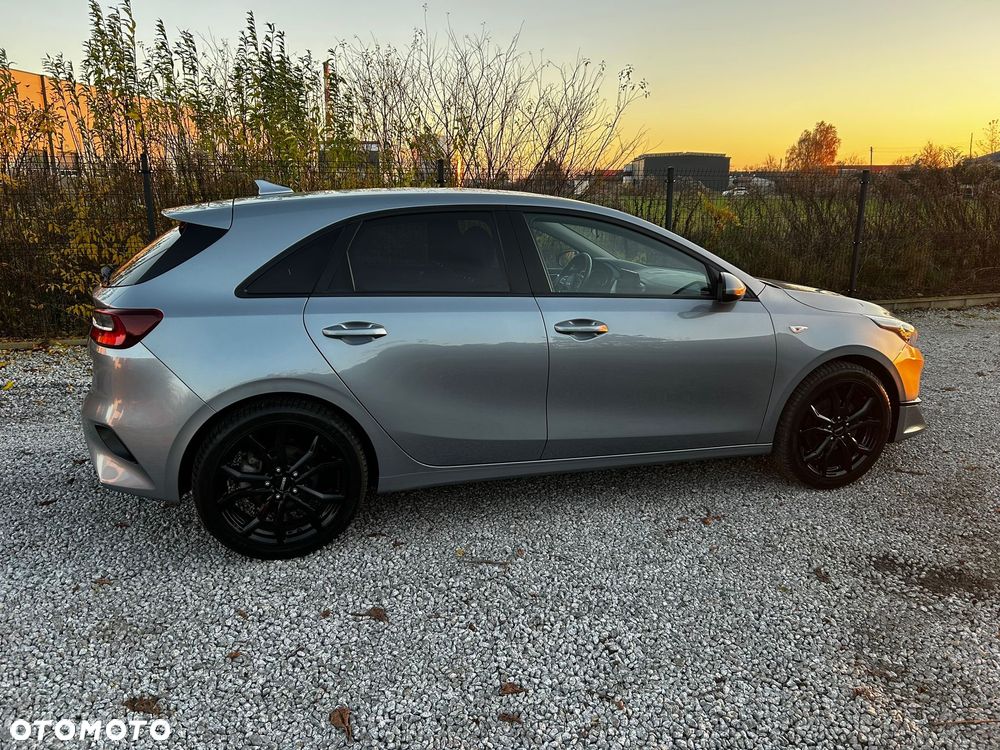 Kia Ceed 1.5 T-GDI OPF Nightline Edition - 11