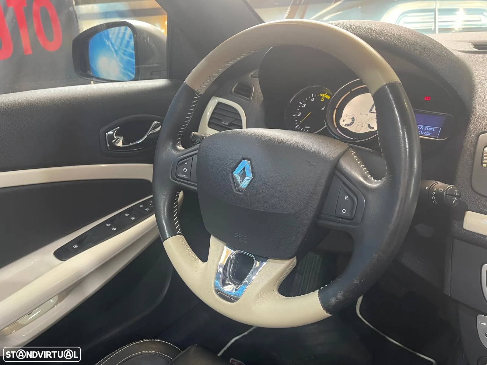 Renault Mégane CC Energy dCi 130 Start & Stop FAP Coupe-Cabri Luxe - 33