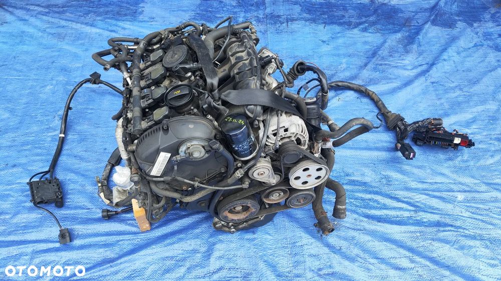 SILNIK KOMPLETNY Z OSPRZĘTEM 2.0 TFSI CDN CDNB AUDI A5 8T A4 B8 A6 C7 Q5 8R