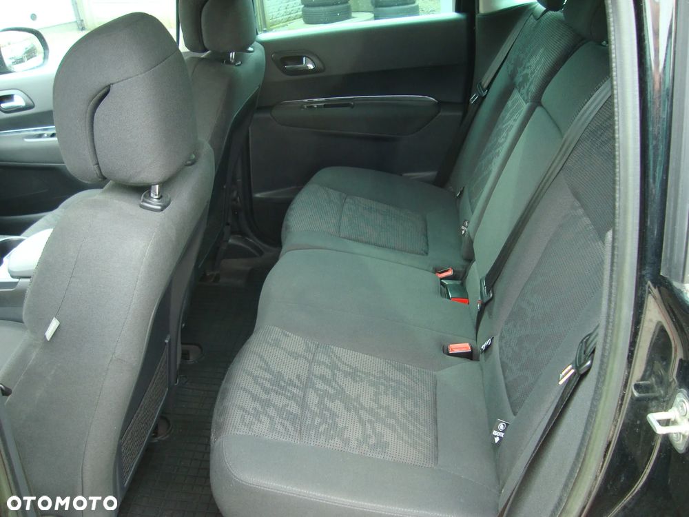 Peugeot 3008 - 11