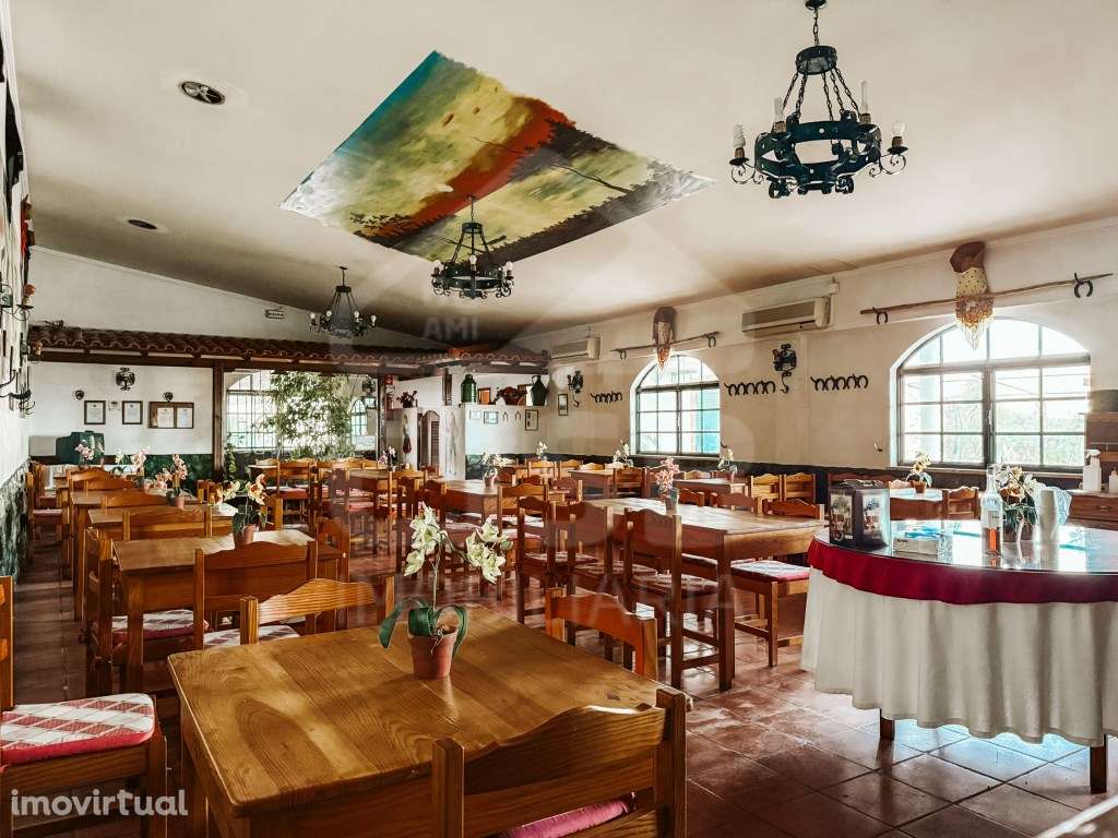 Moradia e Restaurante em Samora Correia - Grande imagem: 2/47