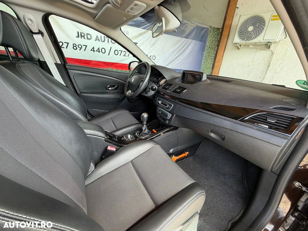 Renault Megane ENERGY dCi 110 Start & Stop Bose Edition - 17