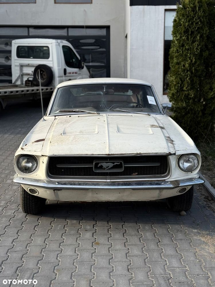 Ford Mustang - 2