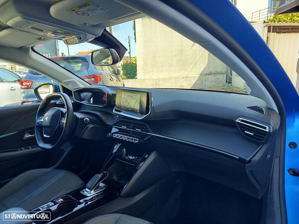 Peugeot e-208 Allure Pack - 15