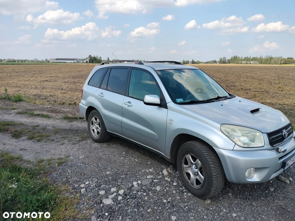 Toyota RAV4 D-4D 4x4 - 2