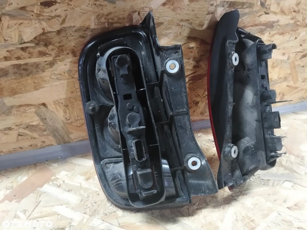 LAMPY TYŁ NISSAN MICRA K12 LEWA PRAWA 5 DRZWI - 6