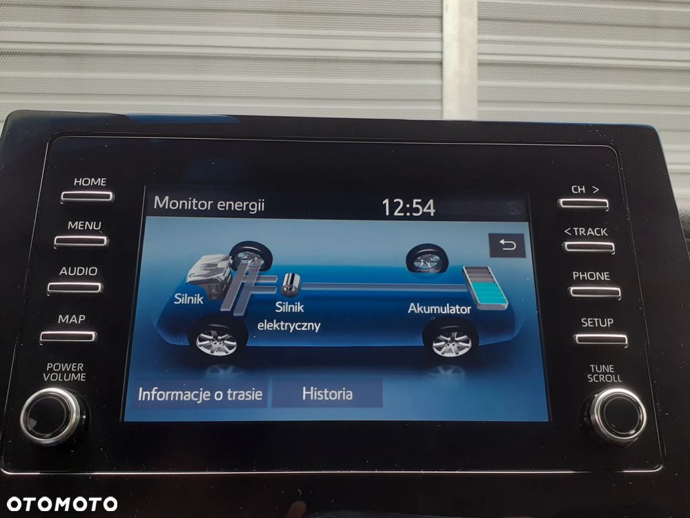 Toyota Camry - 18